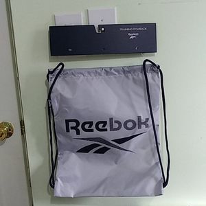 NEW WITH TAG Reebok training gymsack